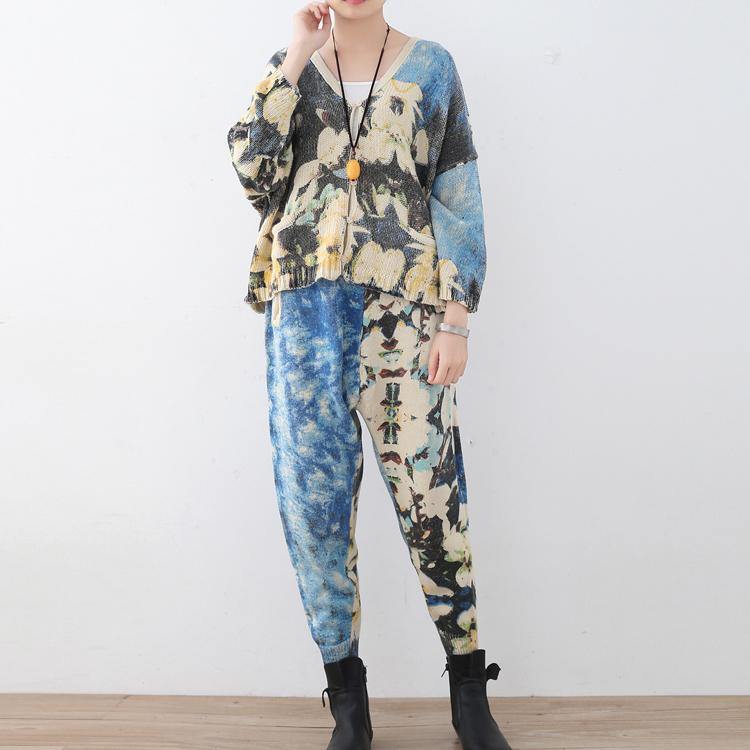 2018 new spring two pieces blue prints knit sweater and casual patchwork floral pants