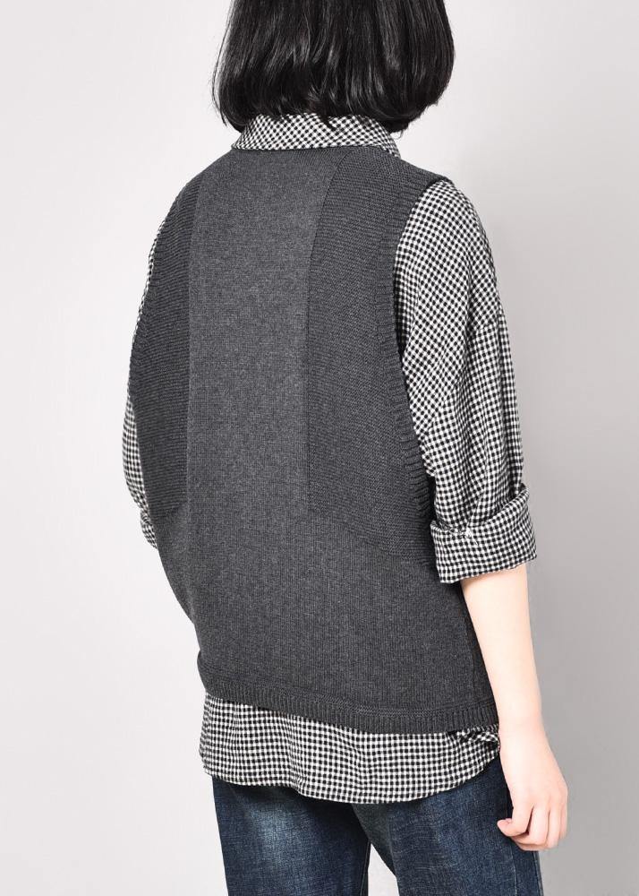 Cozy gray sleeveless knit coats Loose fitting pockets knitted coat o neck