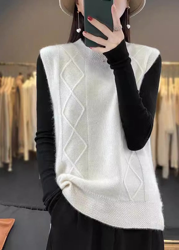 Elegant Beige O-Neck Cozy Knit Vest Sleeveless