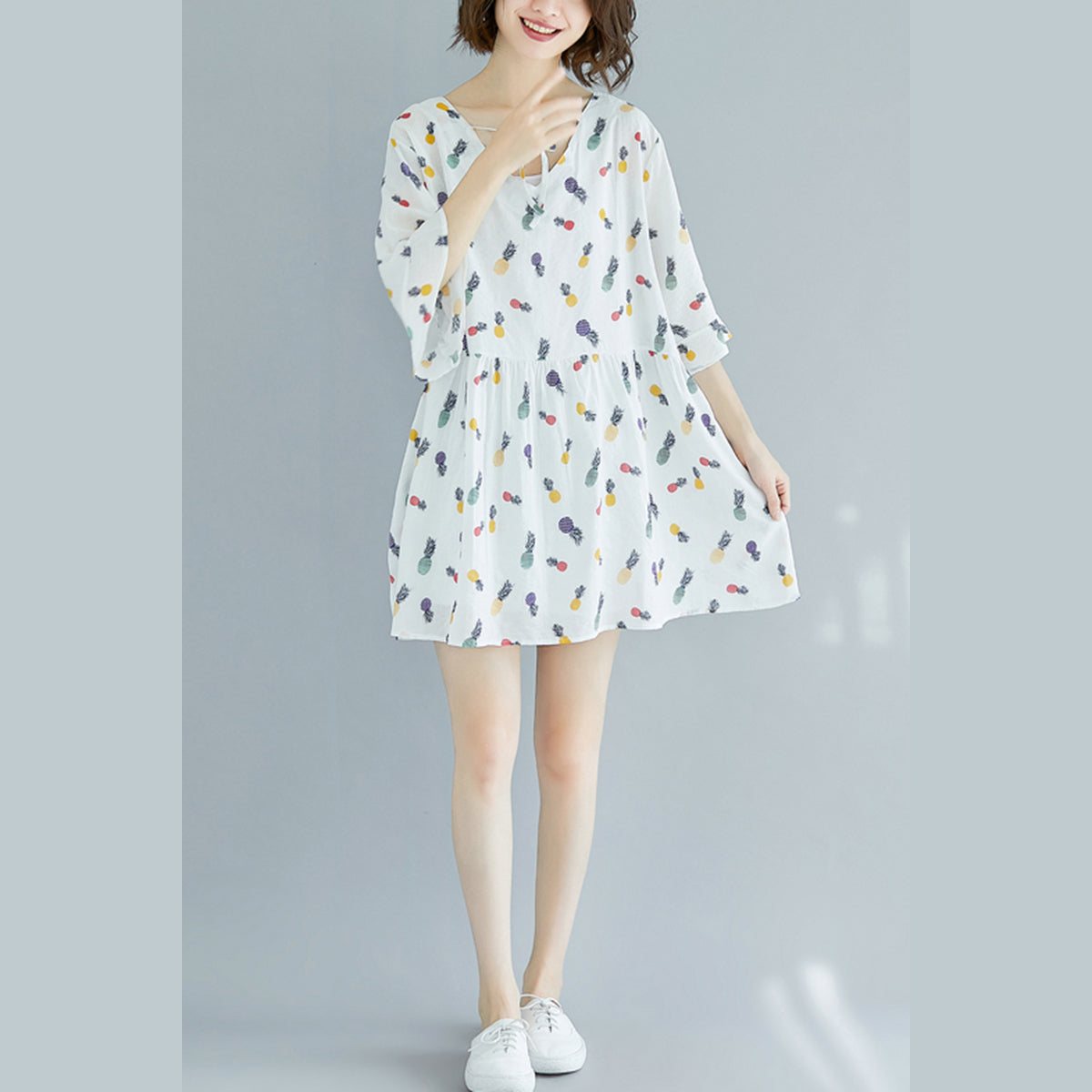 Elegant white Midi cotton dresses casual dress fine Half sleeve floral v neck knee dresses