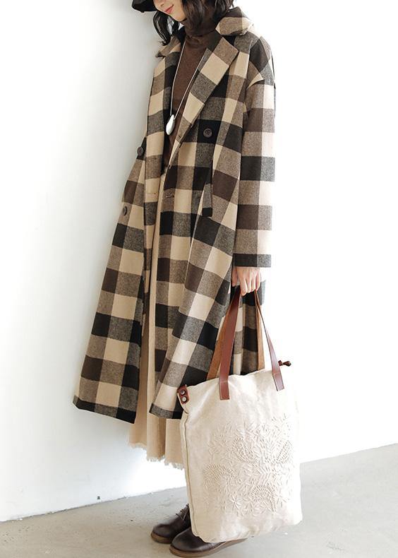 women Loose fitting medium length coat Plaid pockets Notched Woolen Coats