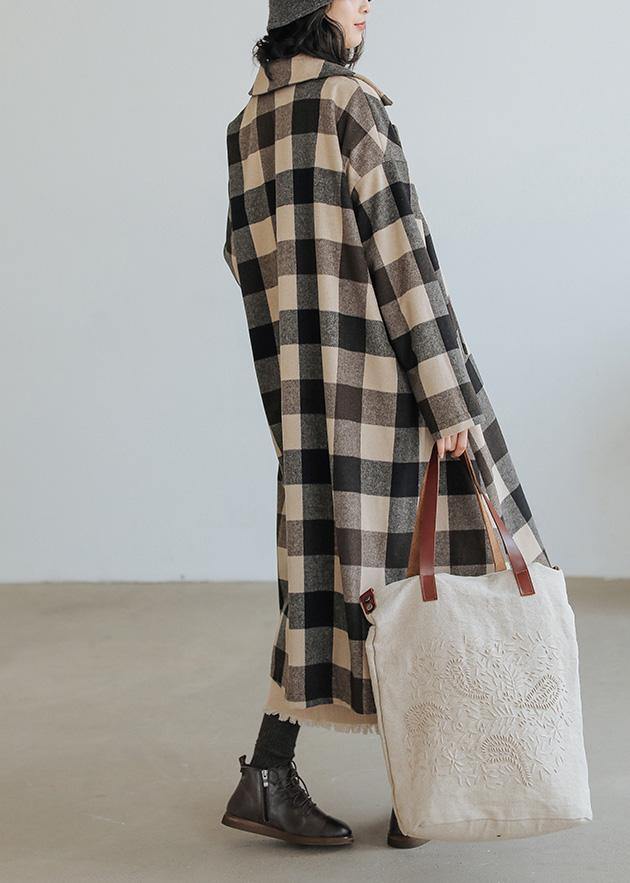 women Loose fitting medium length coat Plaid pockets Notched Woolen Coats